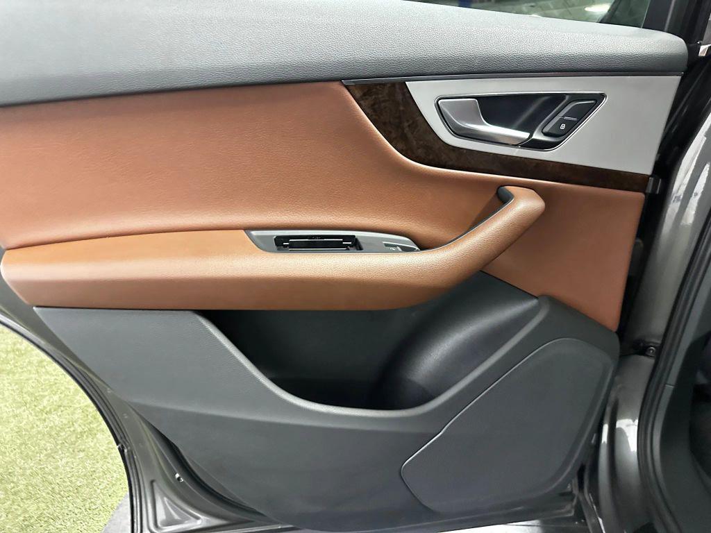 used 2019 Audi Q7 car, priced at $18,911