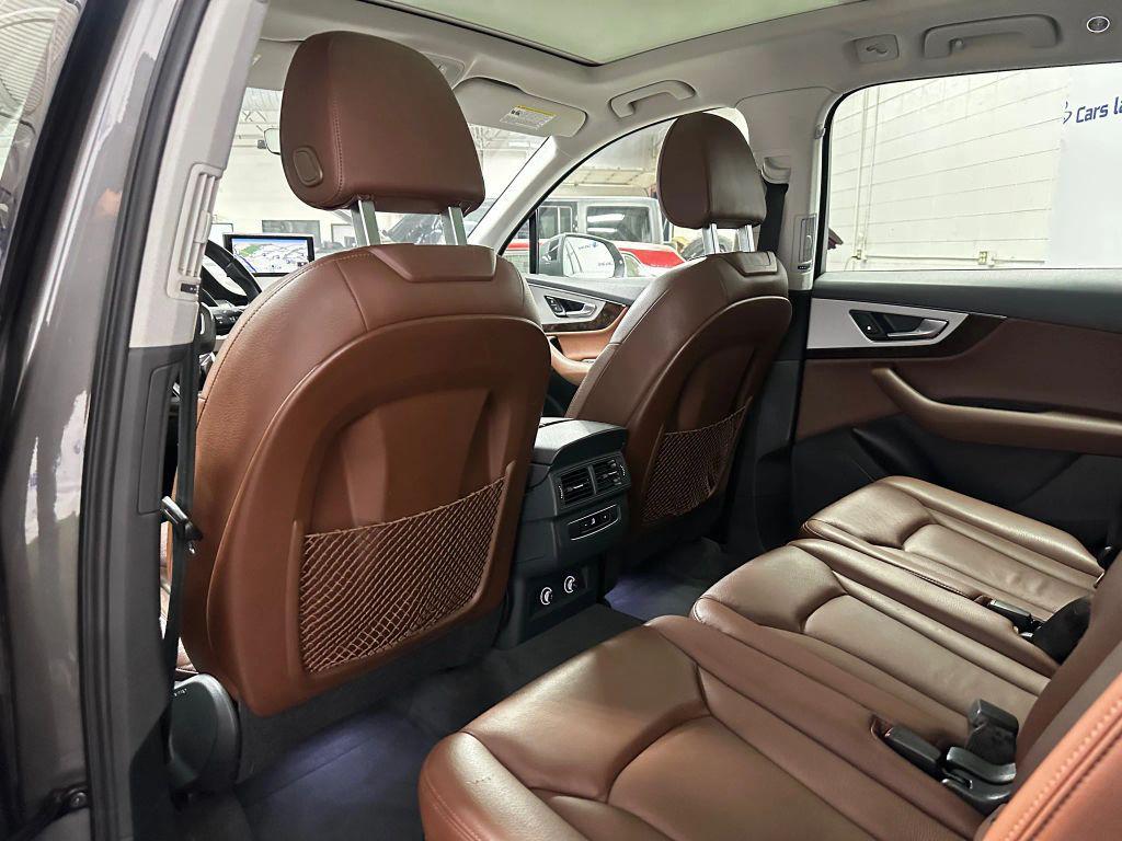 used 2019 Audi Q7 car, priced at $18,911