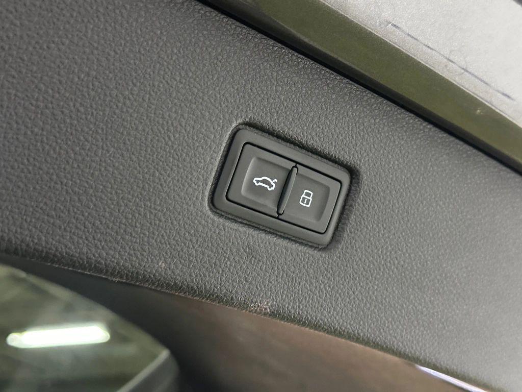 used 2019 Audi Q7 car, priced at $18,911