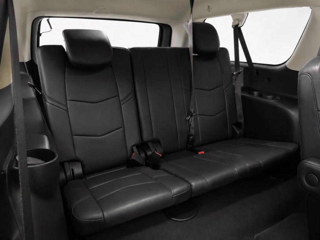 used 2020 Cadillac Escalade ESV car, priced at $35,995