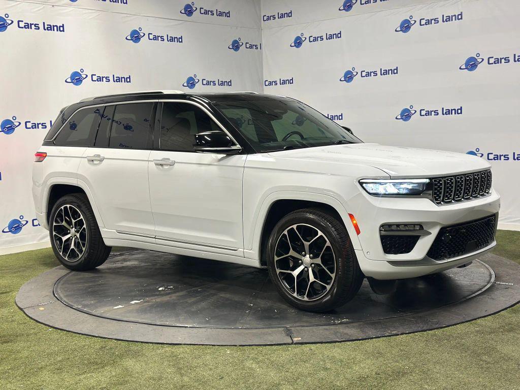 used 2022 Jeep Grand Cherokee car, priced at $40,511