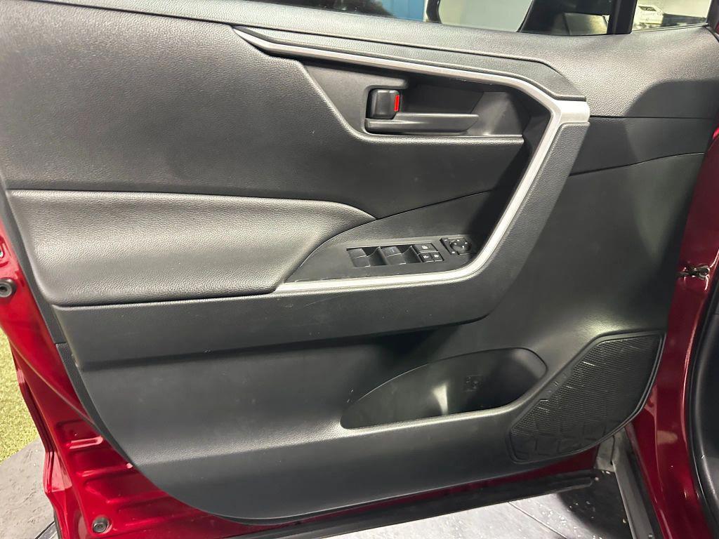 used 2022 Toyota RAV4 Hybrid car, priced at $25,811