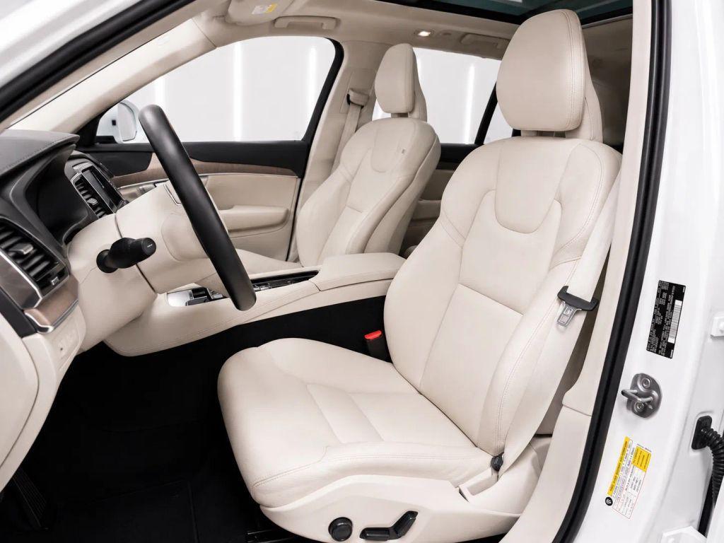 used 2023 Volvo XC90 car, priced at $31,995
