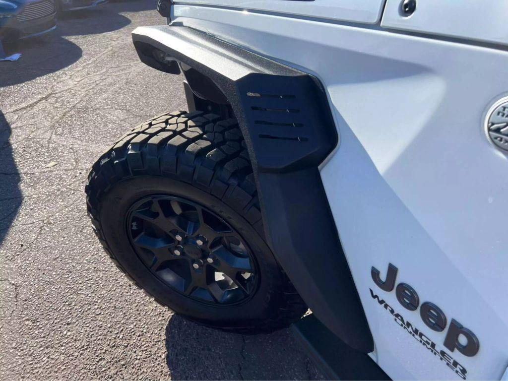 used 2018 Jeep Wrangler Unlimited car, priced at $27,911