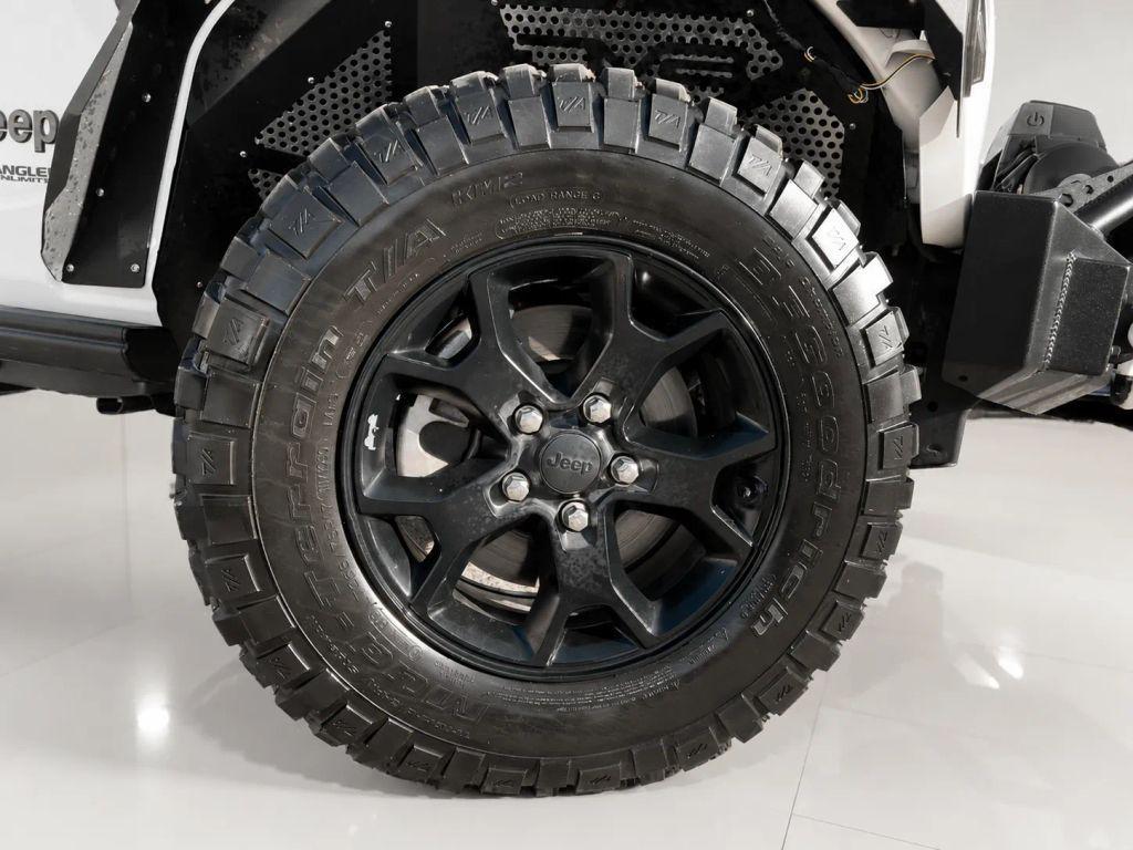 used 2018 Jeep Wrangler Unlimited car, priced at $27,506
