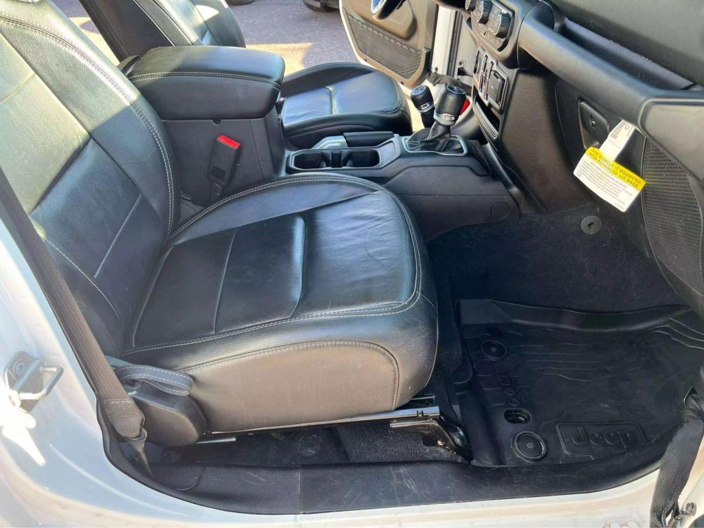 used 2018 Jeep Wrangler Unlimited car, priced at $27,911