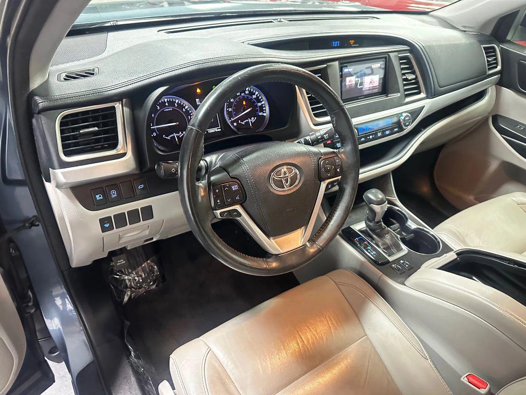 used 2018 Toyota Highlander car, priced at $19,911