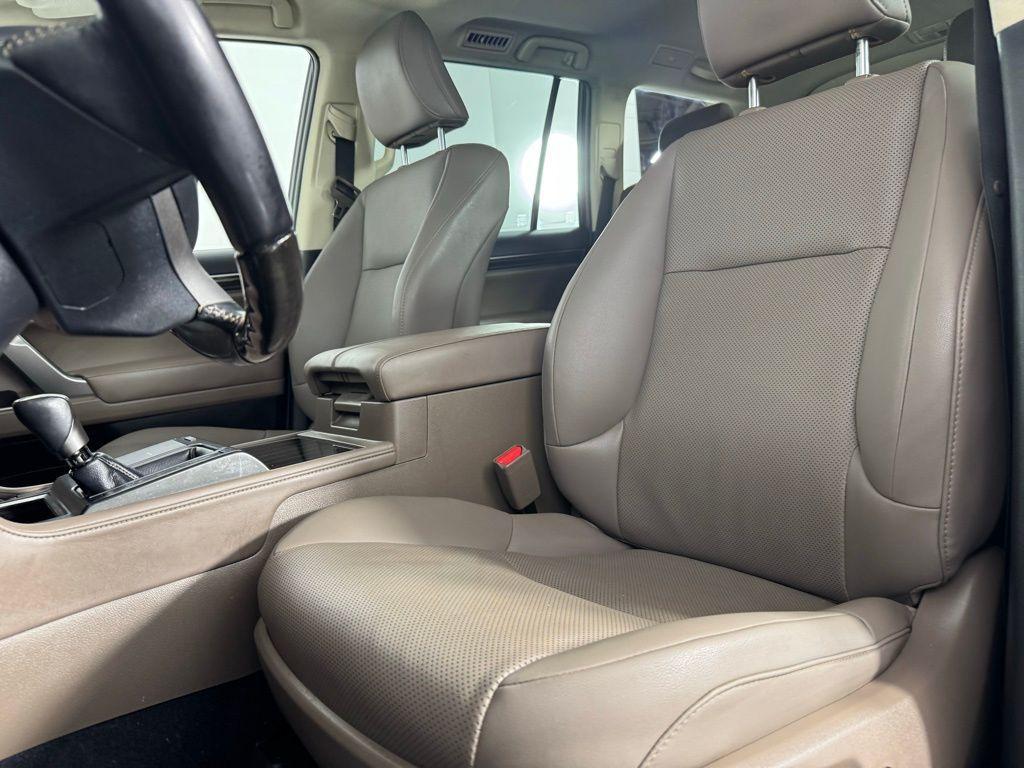 used 2023 Lexus GX 460 car, priced at $55,731