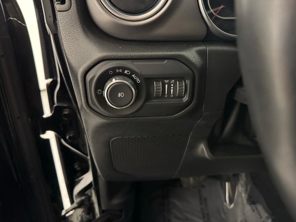 used 2022 Jeep Wrangler Unlimited car, priced at $32,807