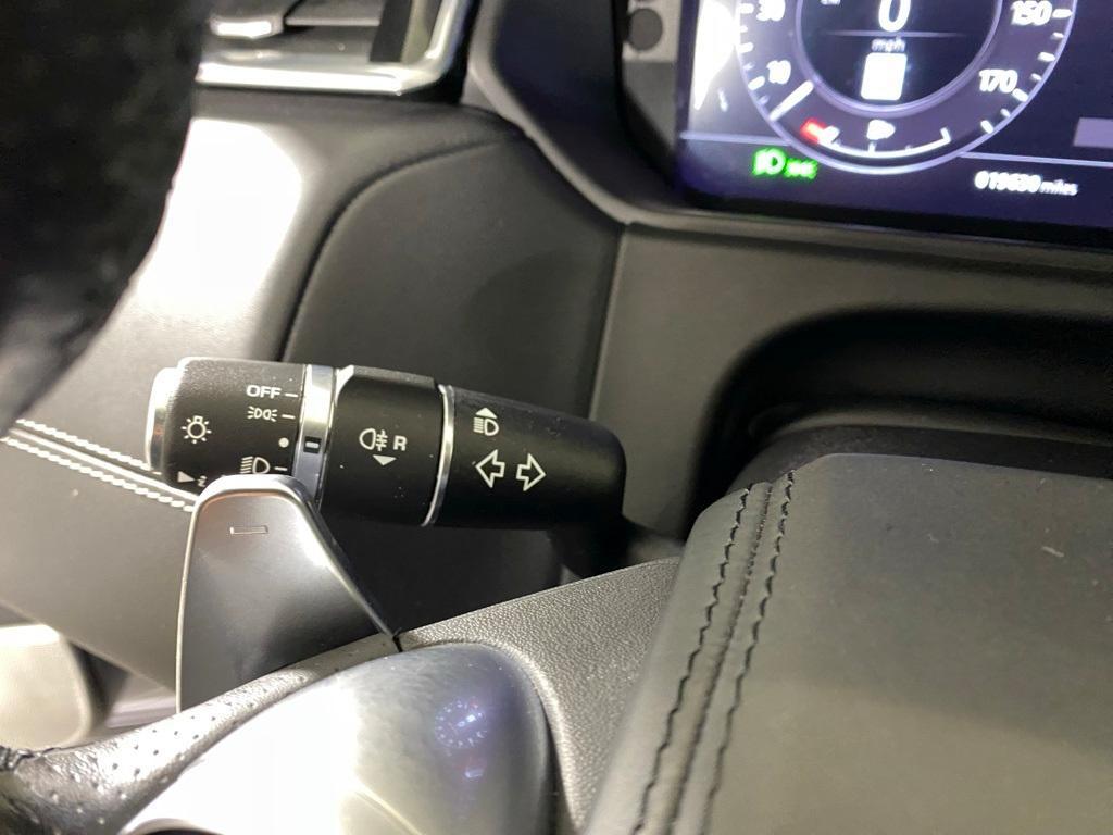 used 2020 Land Rover Range Rover Velar car, priced at $43,812