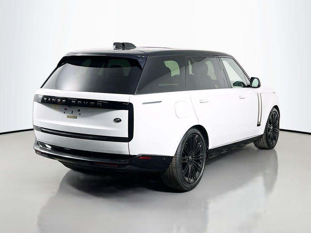 used 2022 Land Rover Range Rover car, priced at $89,642