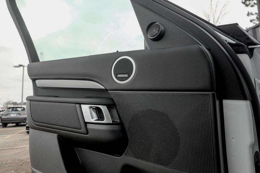 used 2025 Land Rover Discovery car, priced at $63,975