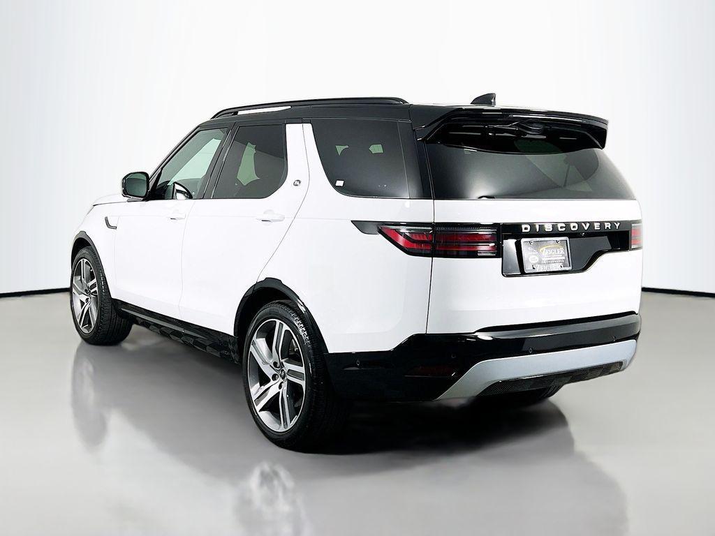 used 2025 Land Rover Discovery car, priced at $65,870