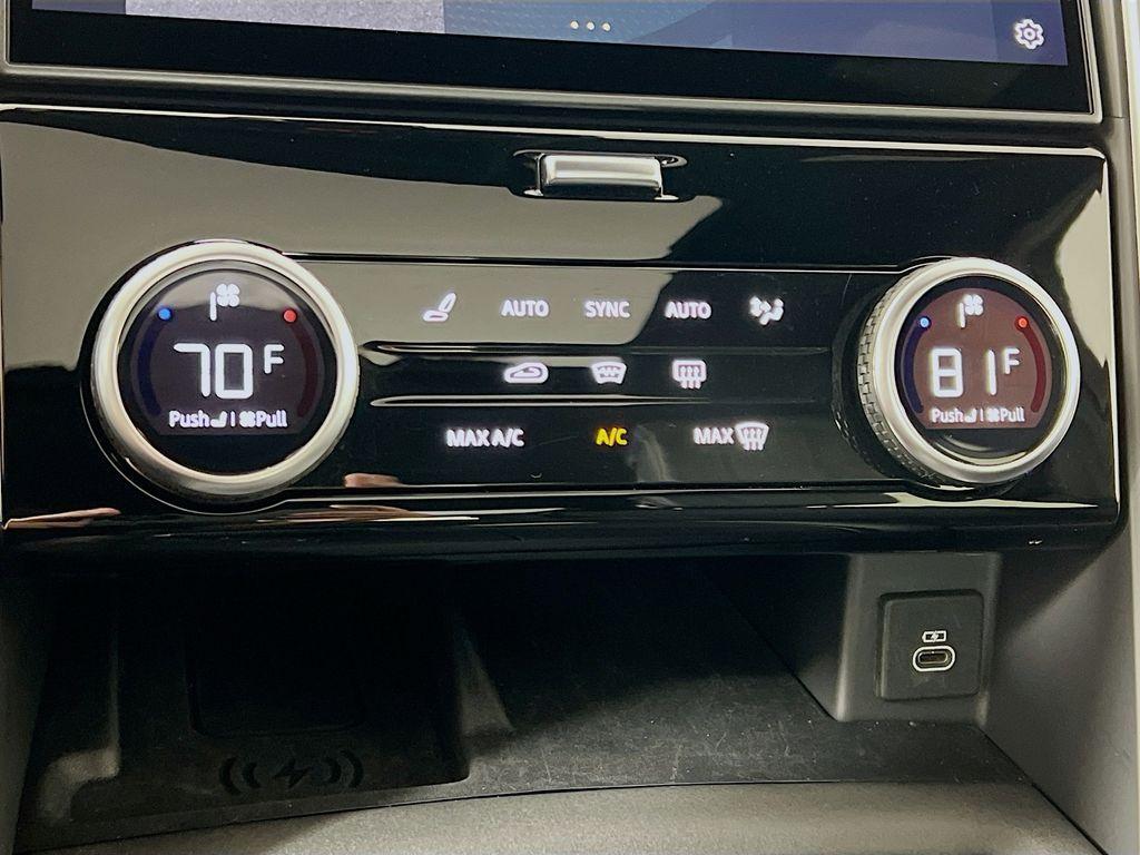 used 2025 Land Rover Discovery car, priced at $65,870