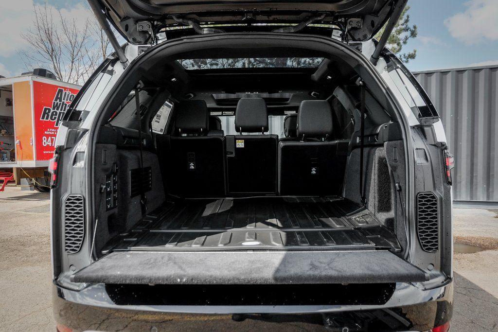 used 2025 Land Rover Discovery car, priced at $68,871