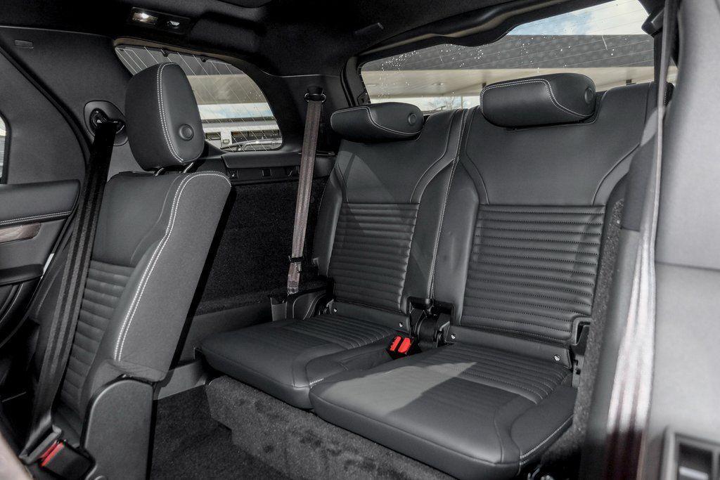 used 2025 Land Rover Discovery car, priced at $68,871