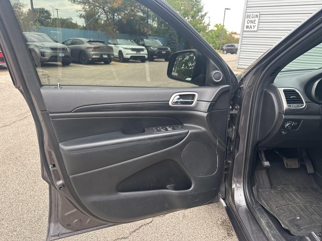 used 2020 Jeep Grand Cherokee car, priced at $20,994