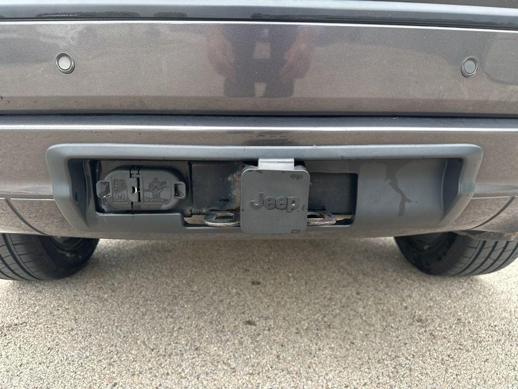 used 2020 Jeep Grand Cherokee car, priced at $20,412