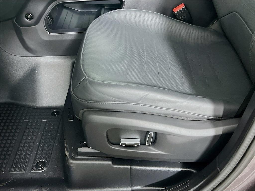 used 2025 Land Rover Defender car, priced at $149,867