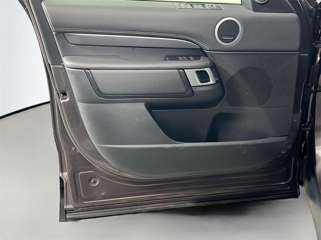 used 2025 Land Rover Discovery car, priced at $74,562