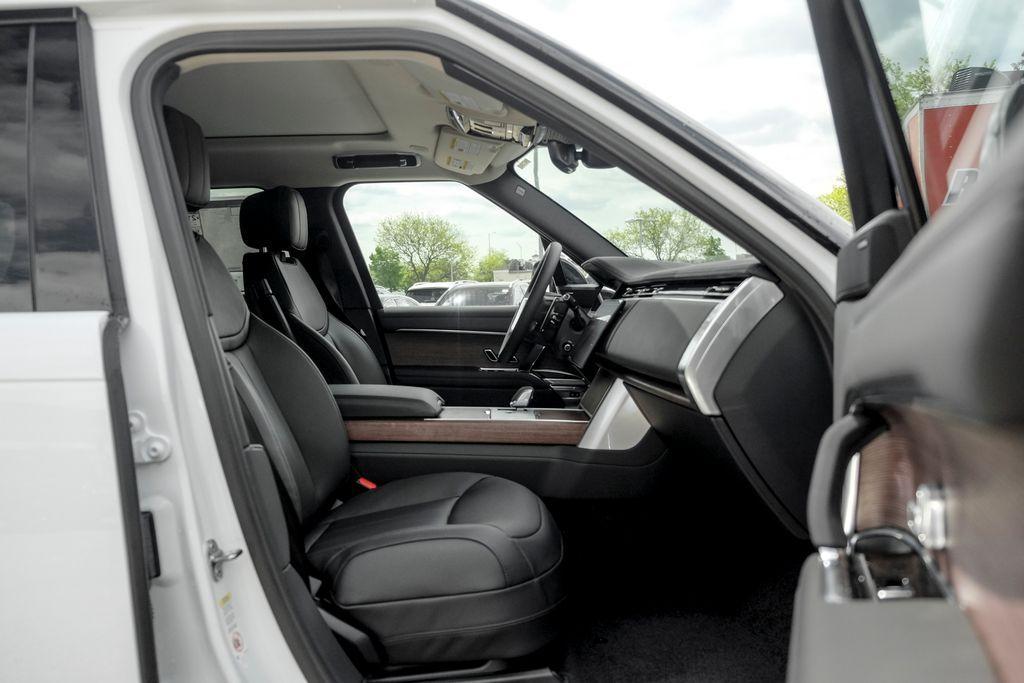 new 2026 Land Rover Range Rover car, priced at $122,985