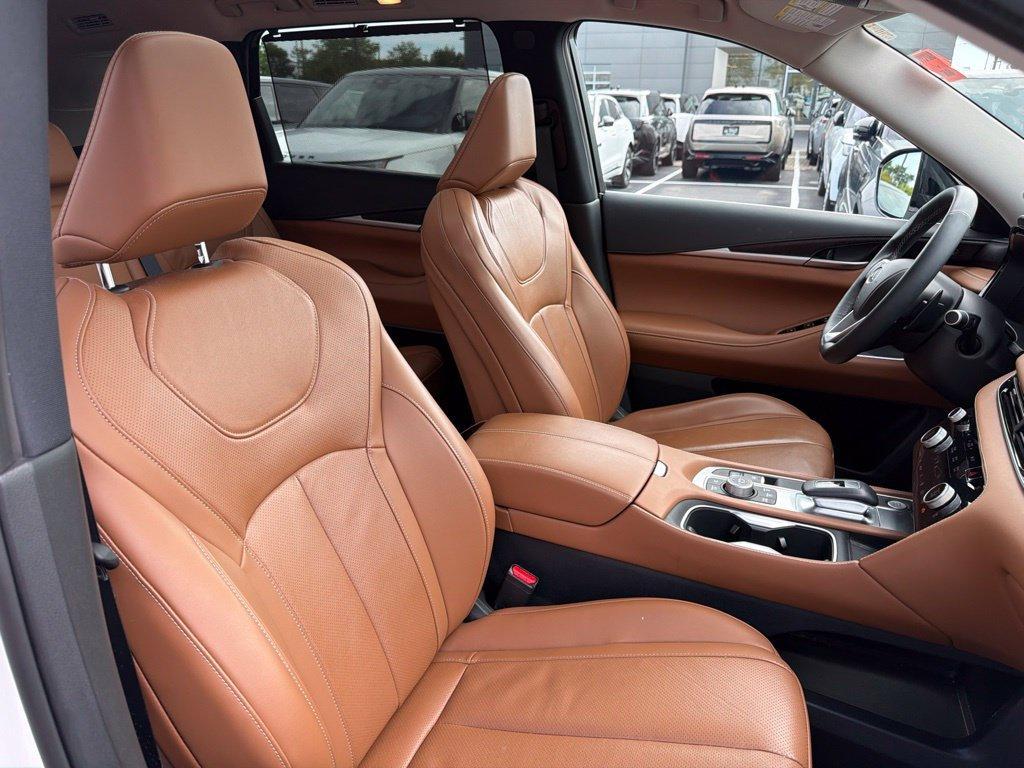 used 2025 INFINITI QX60 car, priced at $43,690
