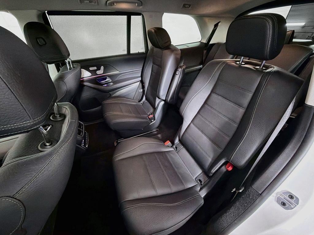 Mercedes-Benz GLS view 26