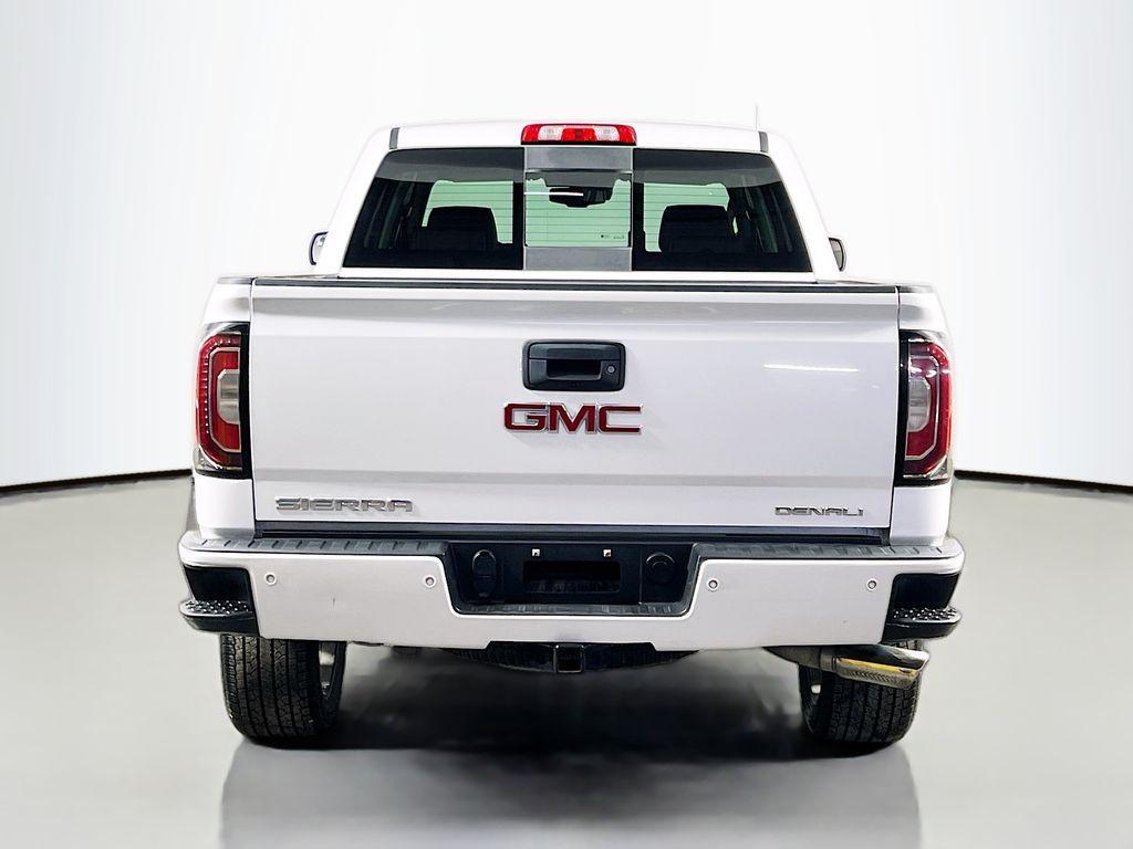 used 2018 GMC Sierra 1500 car, priced at $27,495