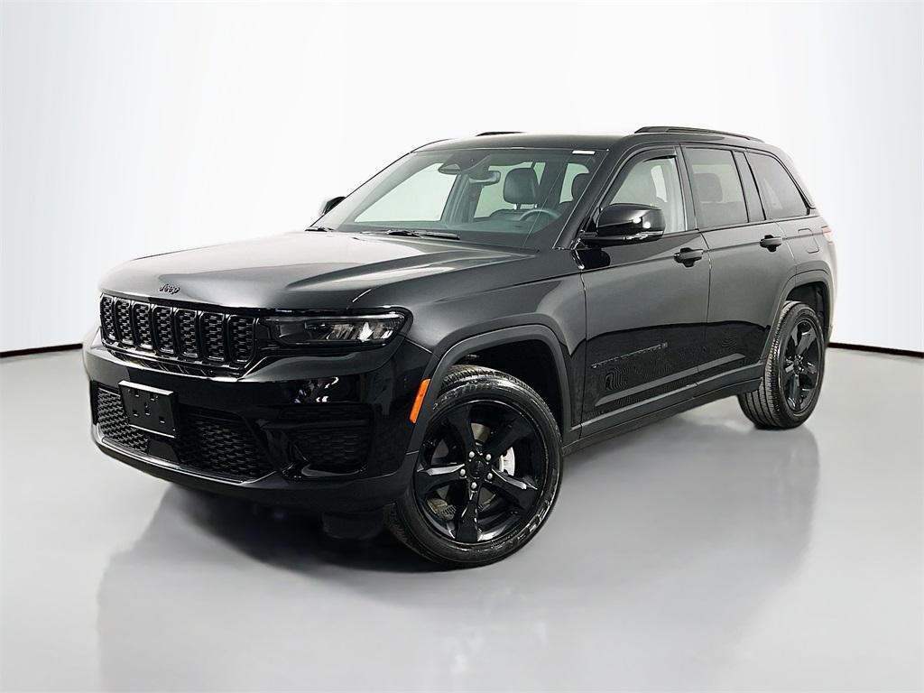 used 2023 Jeep Grand Cherokee car, priced at $30,785