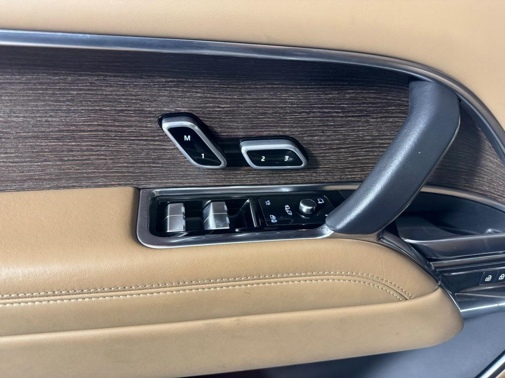 used 2023 Land Rover Range Rover car, priced at $92,993
