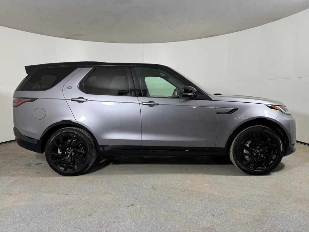 used 2021 Land Rover Discovery car, priced at $27,851