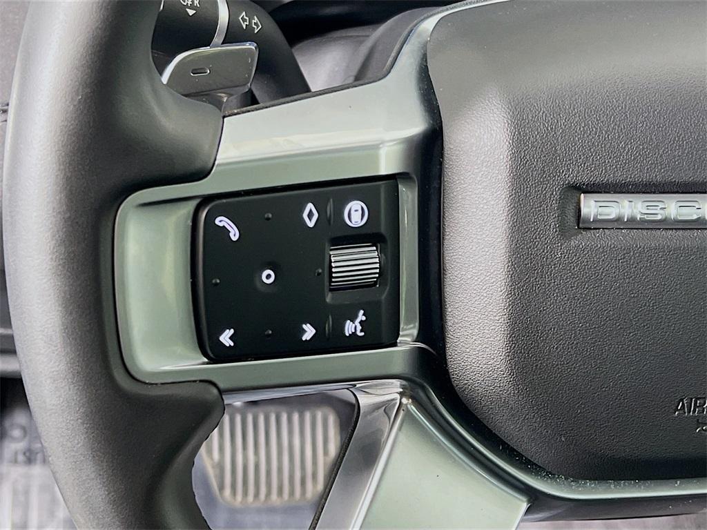 used 2024 Land Rover Discovery car, priced at $41,631
