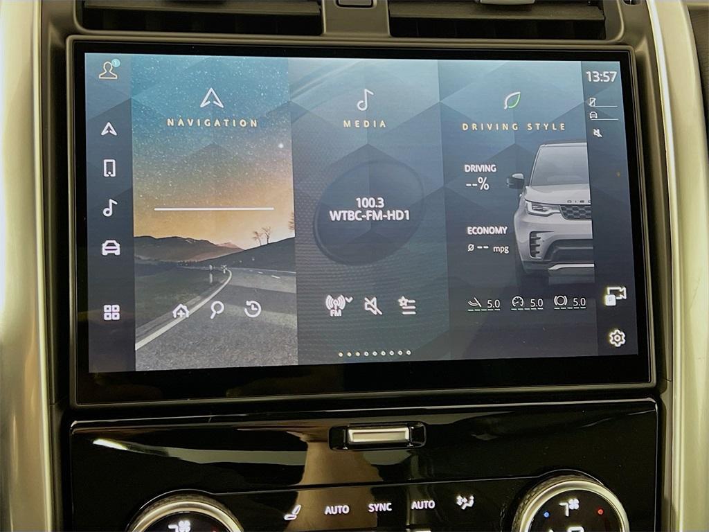 used 2025 Land Rover Discovery car, priced at $60,469
