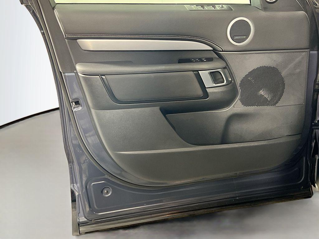 used 2025 Land Rover Discovery car, priced at $58,868