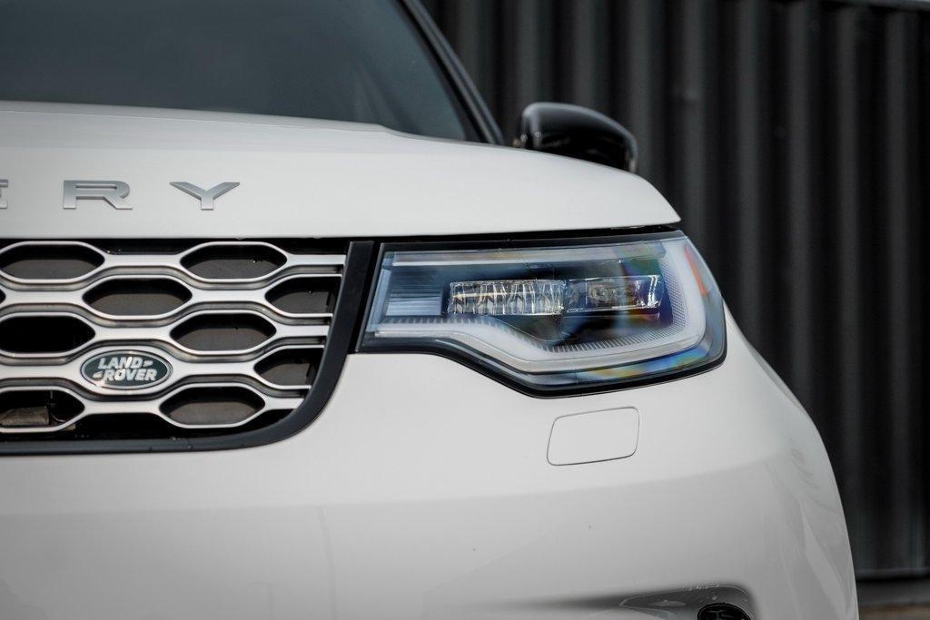 used 2025 Land Rover Discovery car, priced at $49,407