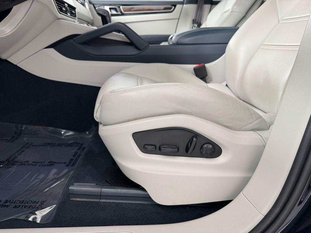 used 2022 Porsche Cayenne car, priced at $54,781