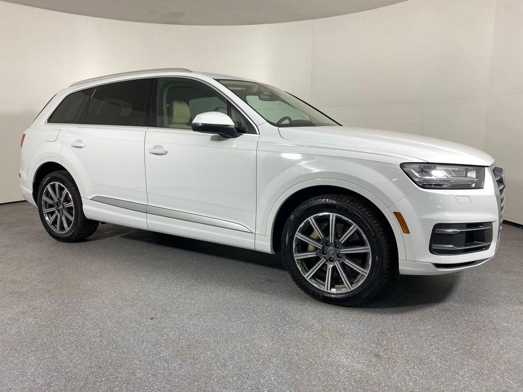 used 2018 Audi Q7 car, priced at $18,128