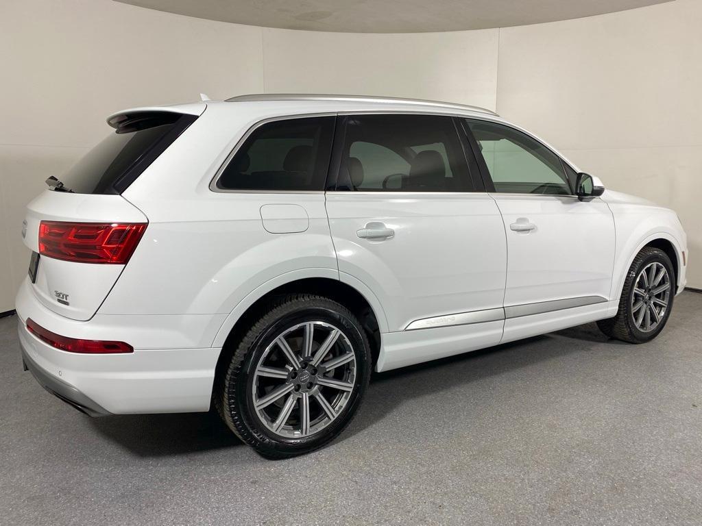 used 2018 Audi Q7 car, priced at $18,492
