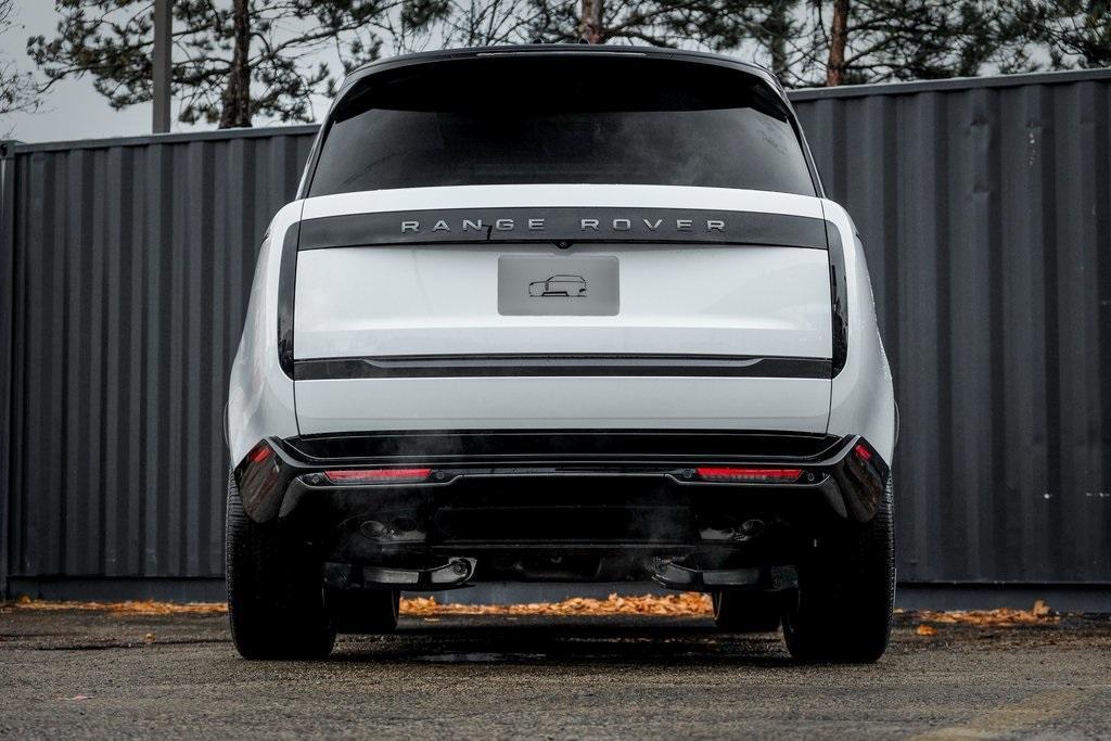 new 2025 Land Rover Range Rover car, priced at $153,640