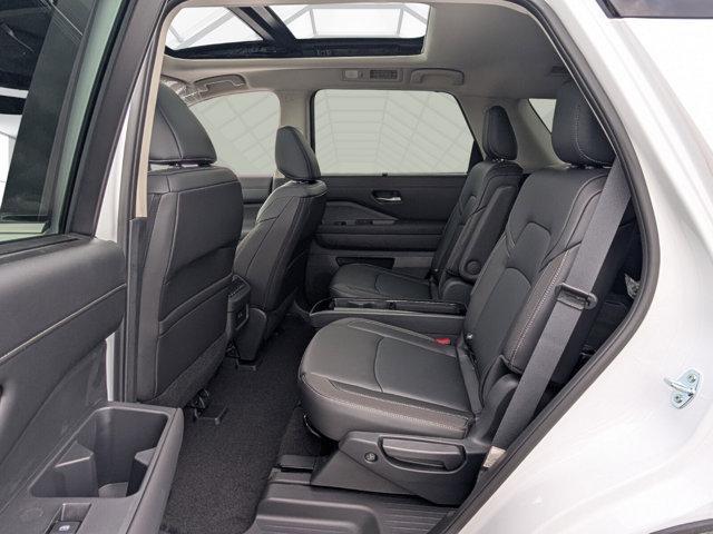 new 2025 Nissan Pathfinder car, priced at $33,990