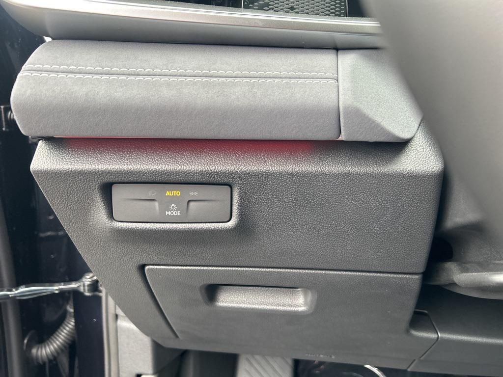 new 2026 Volkswagen Tiguan car, priced at $37,363