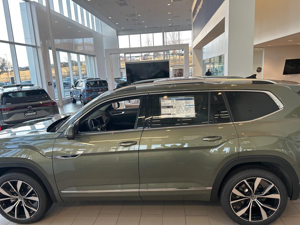 new 2026 Volkswagen Atlas car, priced at $55,181