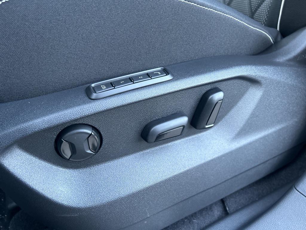 new 2026 Volkswagen Atlas car, priced at $55,181