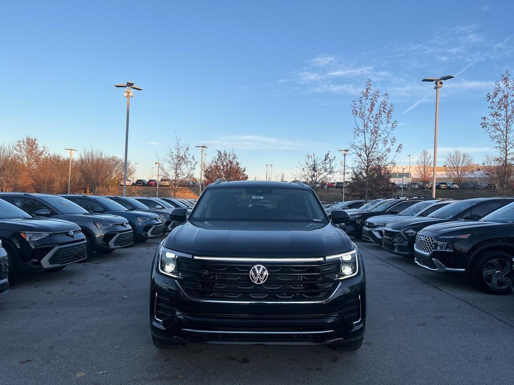 new 2026 Volkswagen Atlas car, priced at $55,181