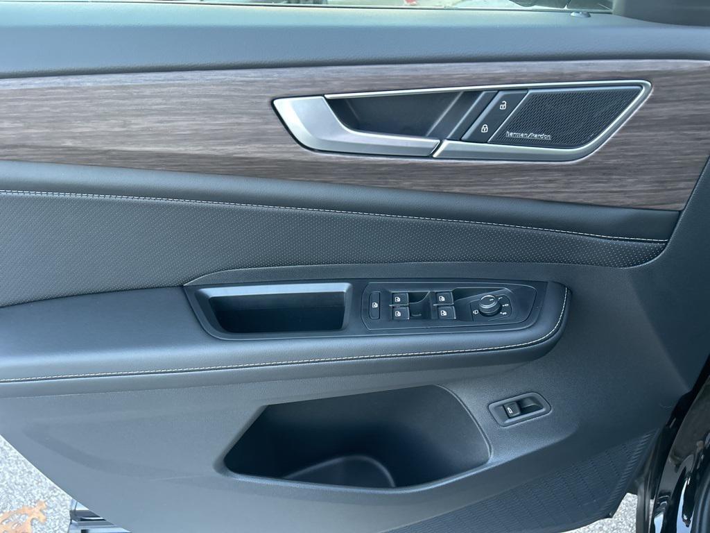 new 2026 Volkswagen Atlas car, priced at $55,181