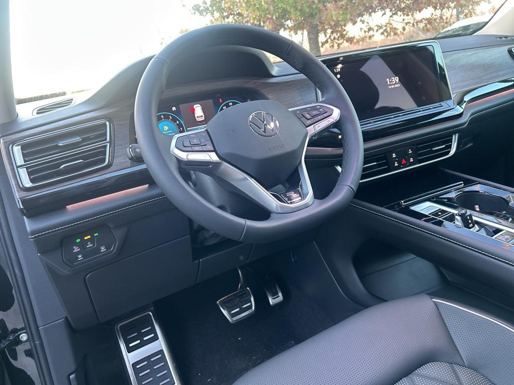 new 2026 Volkswagen Atlas car, priced at $55,181