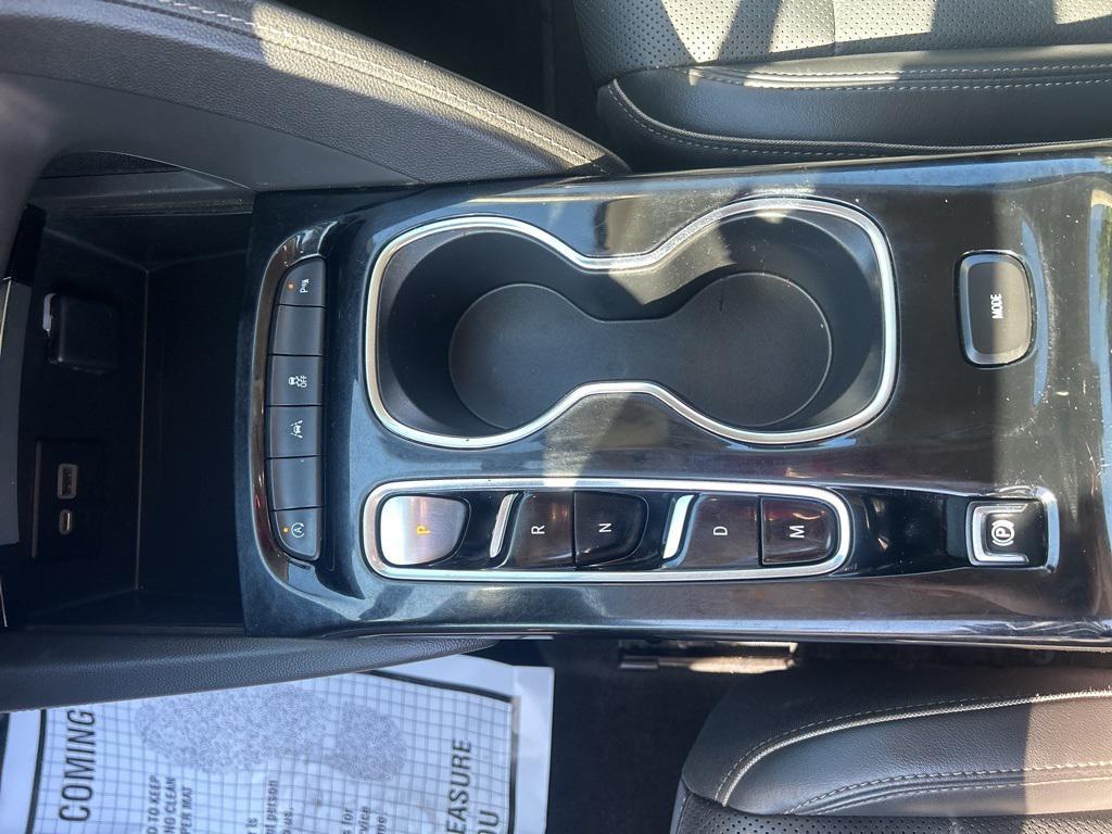 used 2023 Buick Envision car, priced at $20,860