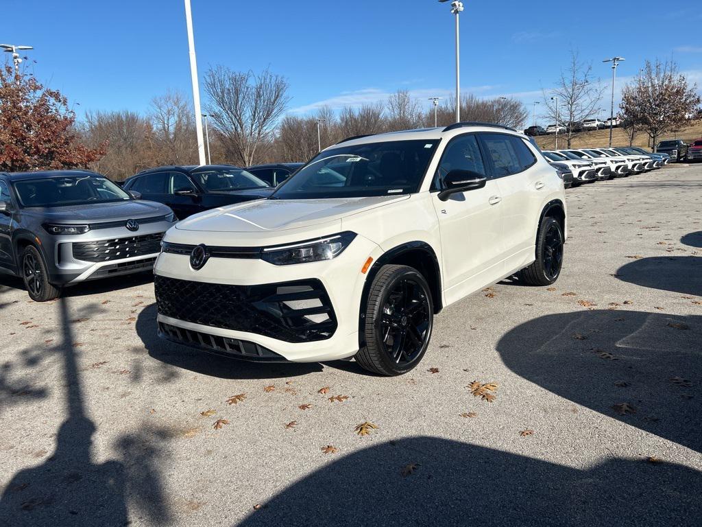 new 2026 Volkswagen Tiguan car, priced at $39,059