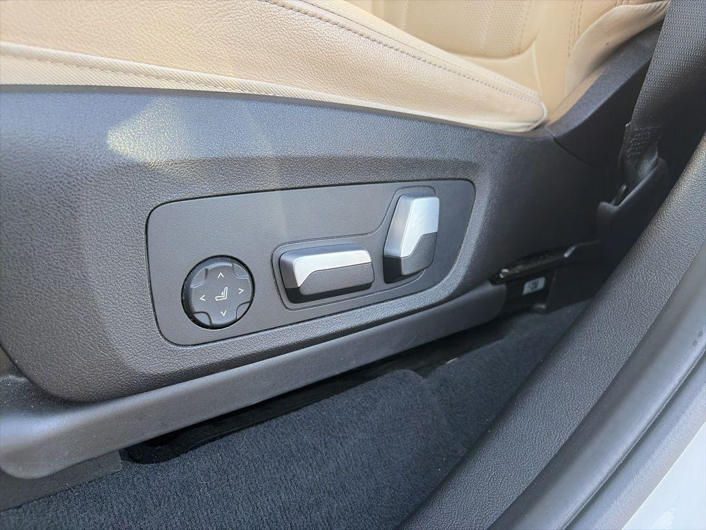 used 2023 BMW X3 car, priced at $30,847