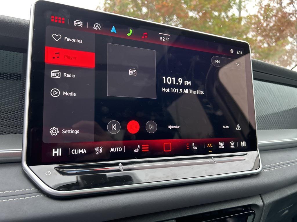 new 2025 Volkswagen Tiguan car, priced at $33,084